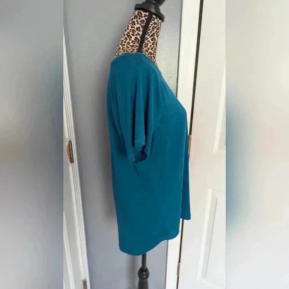 Tek Gear Workout Gear Women's Short Sleeve Shirt Size L Teal Color (EUC) - Picture 5 of 12